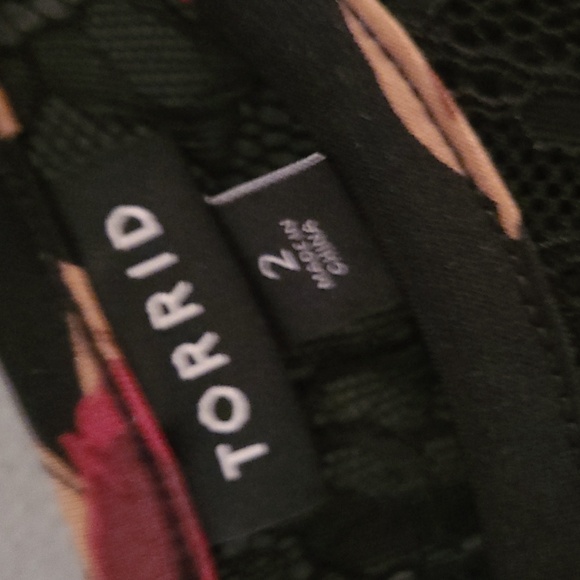 Dress - Picture 4 of 5